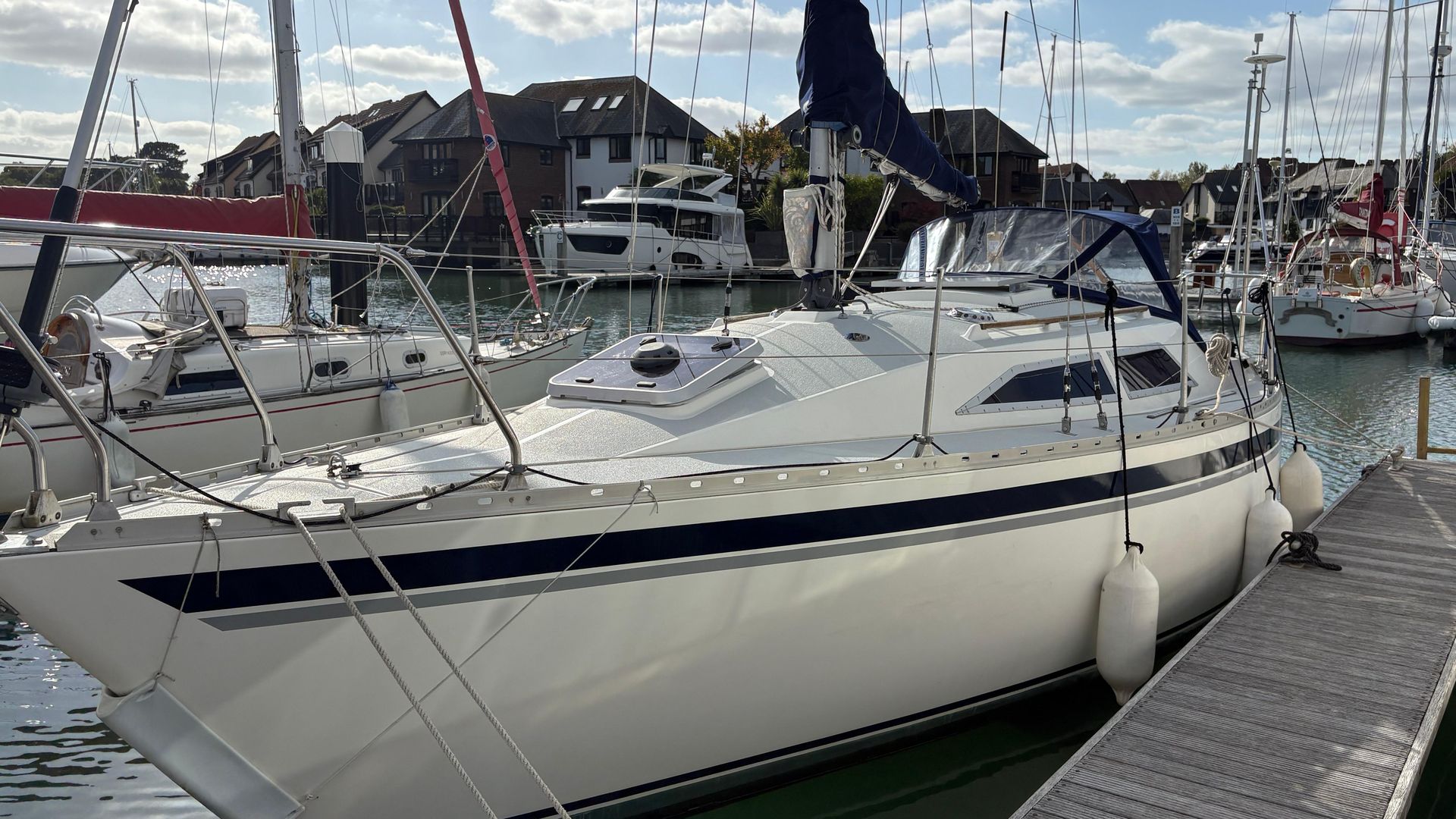 1984 Moody 27 for sale at BH Boat Sales