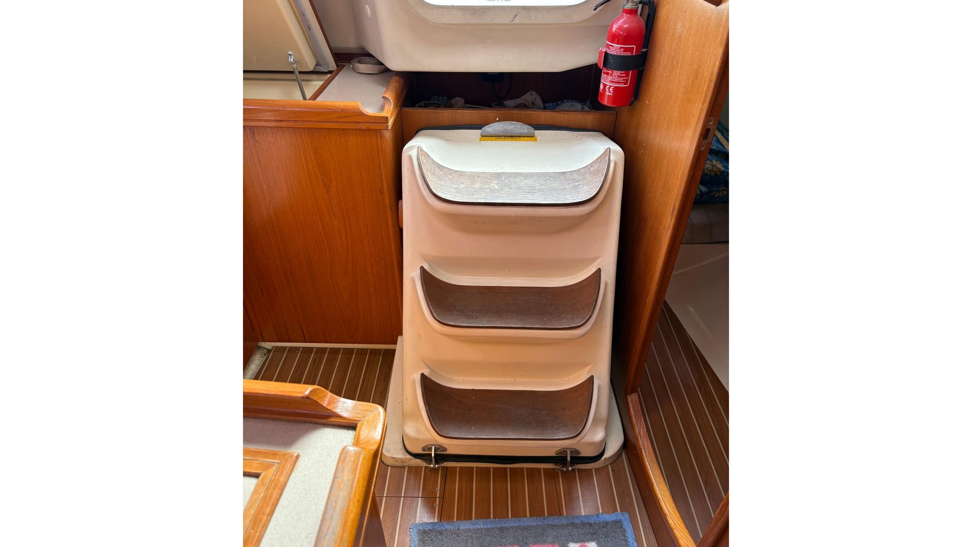 2003 Hunter Legend 326 for sale at BH Boat Sales