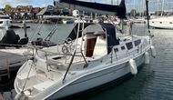 2003 Hunter Legend 326 for sale at BH Boat Sales